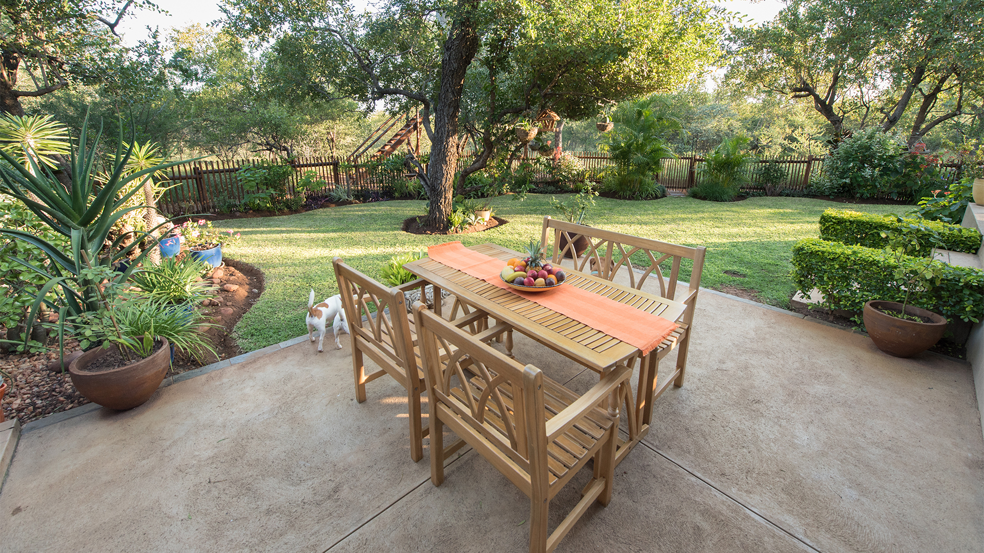 Fully Furnished Guest House for Sale in Hoedspruit