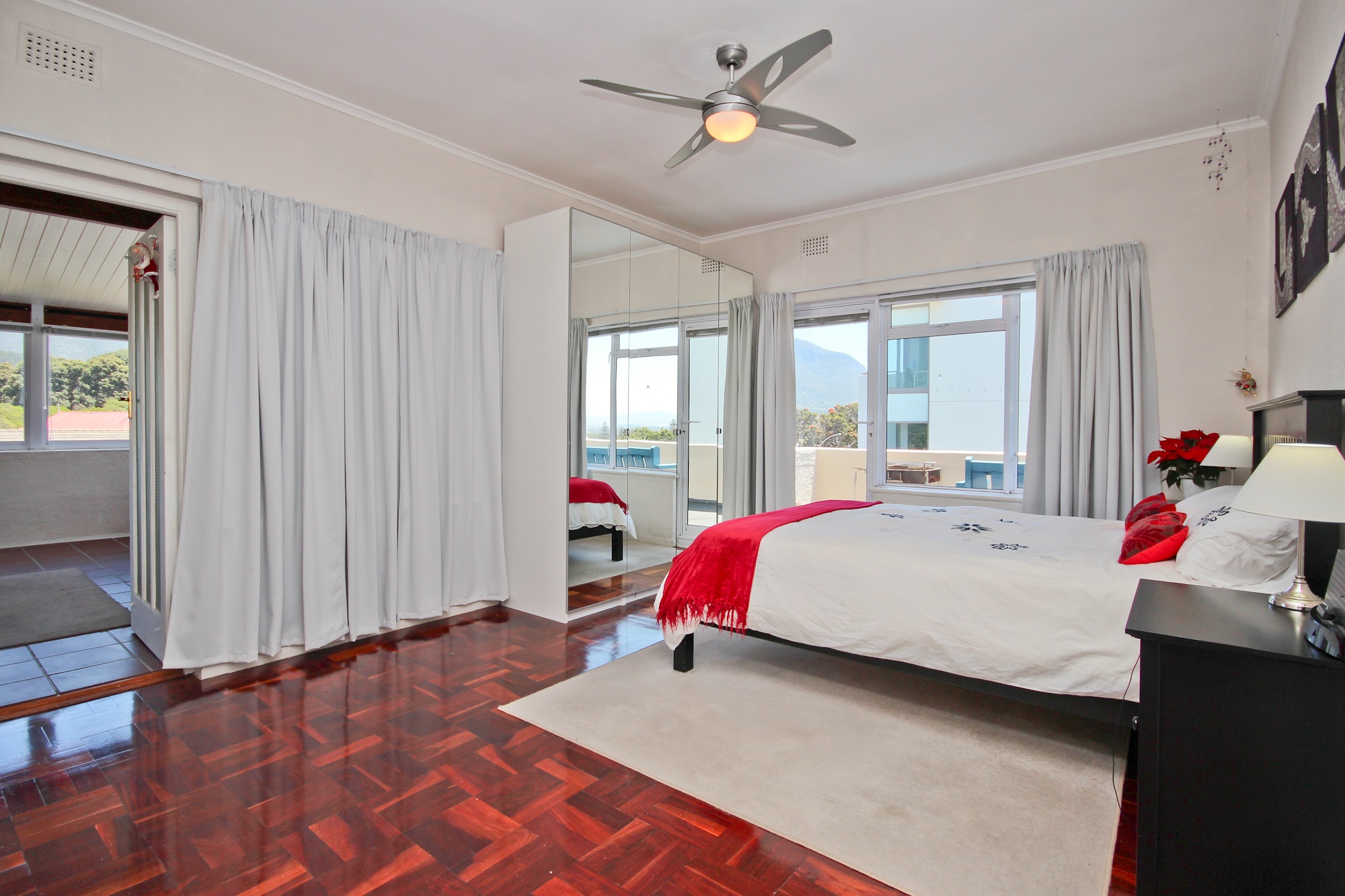 Kenilworth Upper, Cape Town RandTransfersRandTransfers