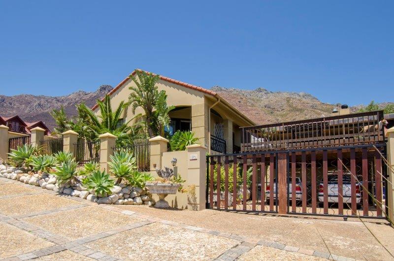 Large Family Home situated on Mountainside, Gordon’s Bay