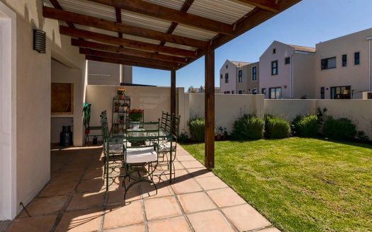 NEW Duplex in Kelderhof – Transfer Duty Free