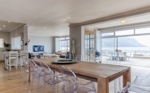 BEACHFRONT DREAM HOME