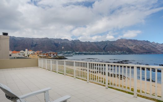 BEACHFRONT DREAM HOME