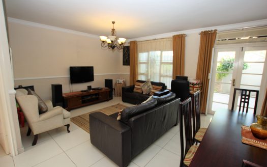 Gorgeous Family Home!!