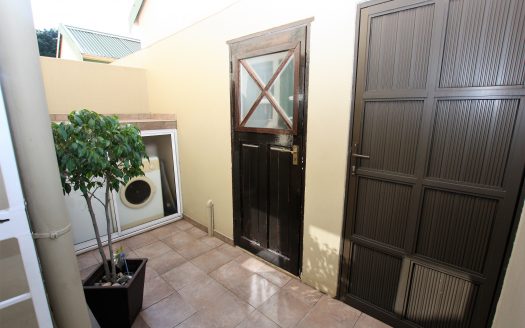 Gorgeous Family Home!!