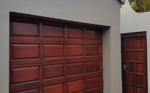 THE SPACE OF A HOUSE WITHIN THE SECURITY OF A COMPLEX