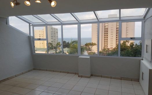 THE SPACE OF A HOUSE WITHIN THE SECURITY OF A COMPLEX