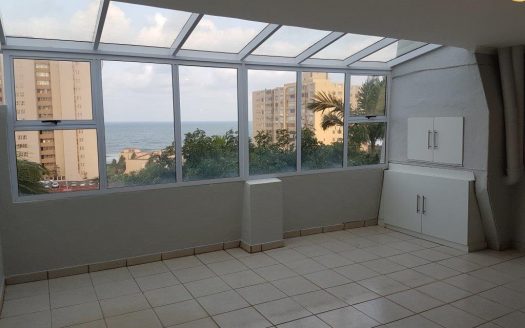 THE SPACE OF A HOUSE WITHIN THE SECURITY OF A COMPLEX