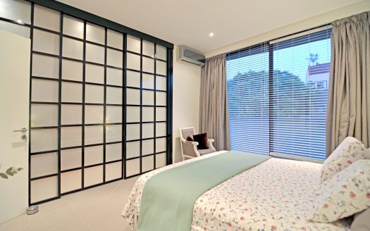 Secure luxury apartment with private pool