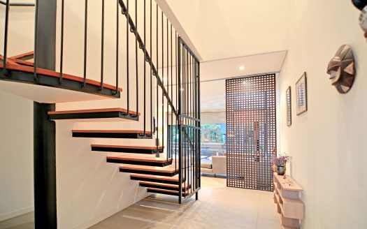 Secure luxury apartment with private pool