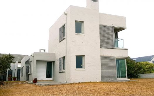 Exquisite 4 bedroom gem in Blouberg Village