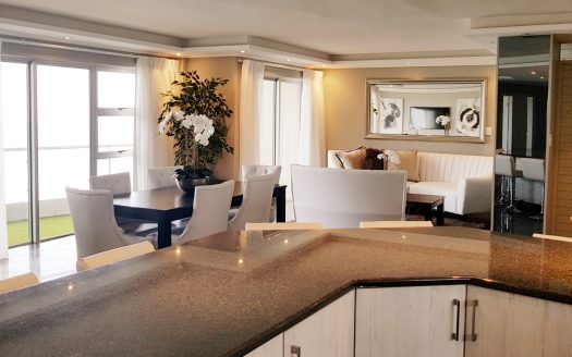 4 Bedroom beachfront PENTHOUSE