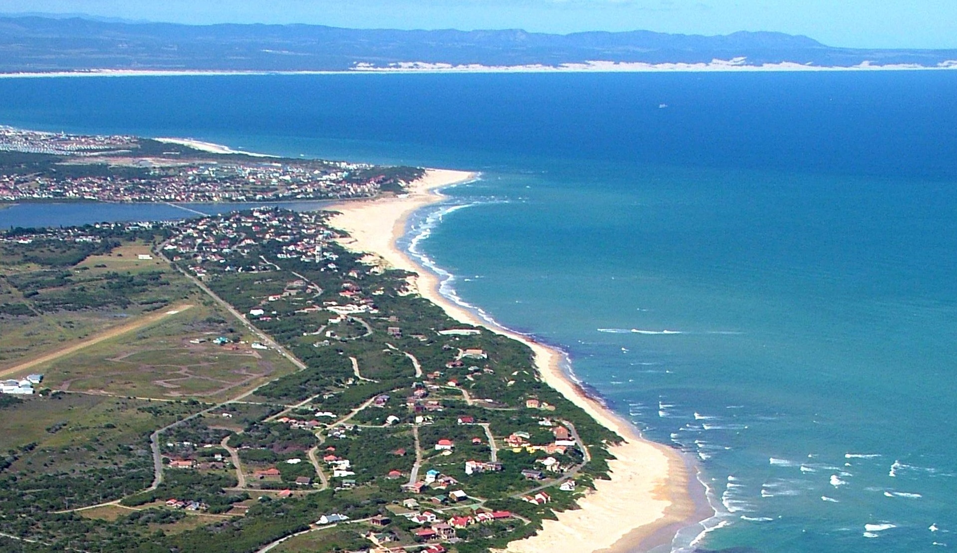 PARADISE ABSOLUTE BEACH FRONT BLISS RandTransfersRandTransfers